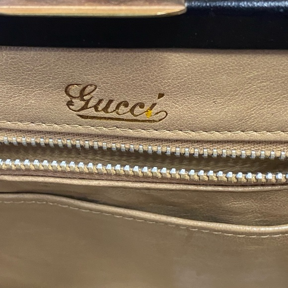 Vintage Gucci Leather Handbag - Picture 8 of 16